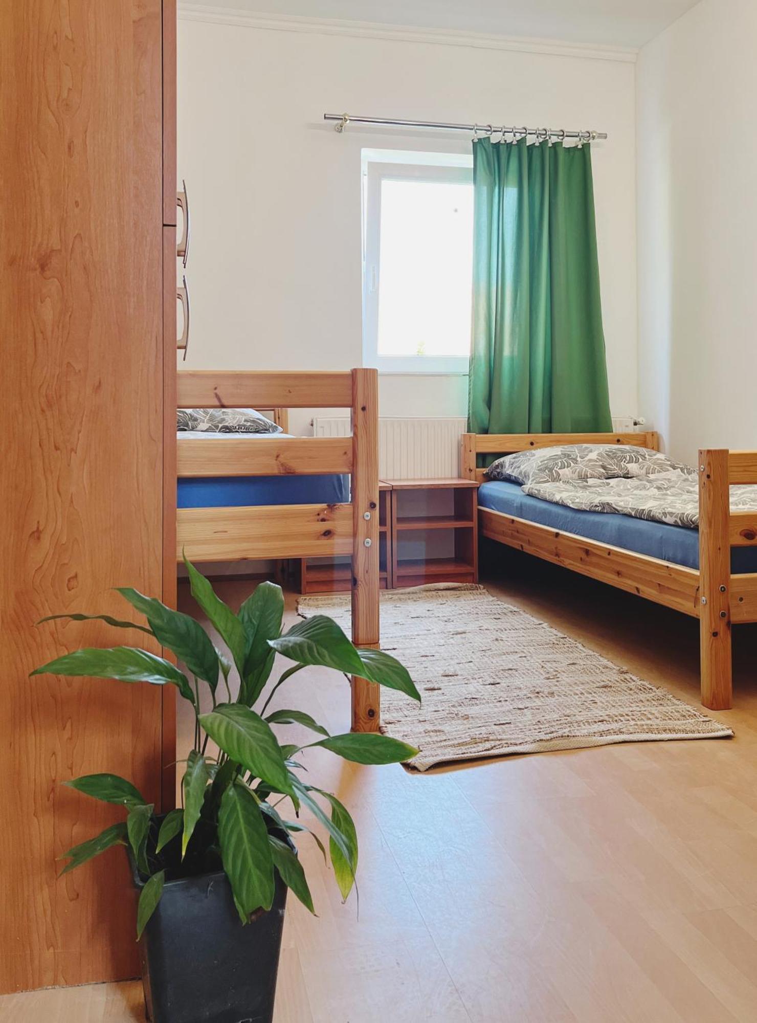 Teesz Vendeghaz Apartment Zalahashagy Bagian luar foto