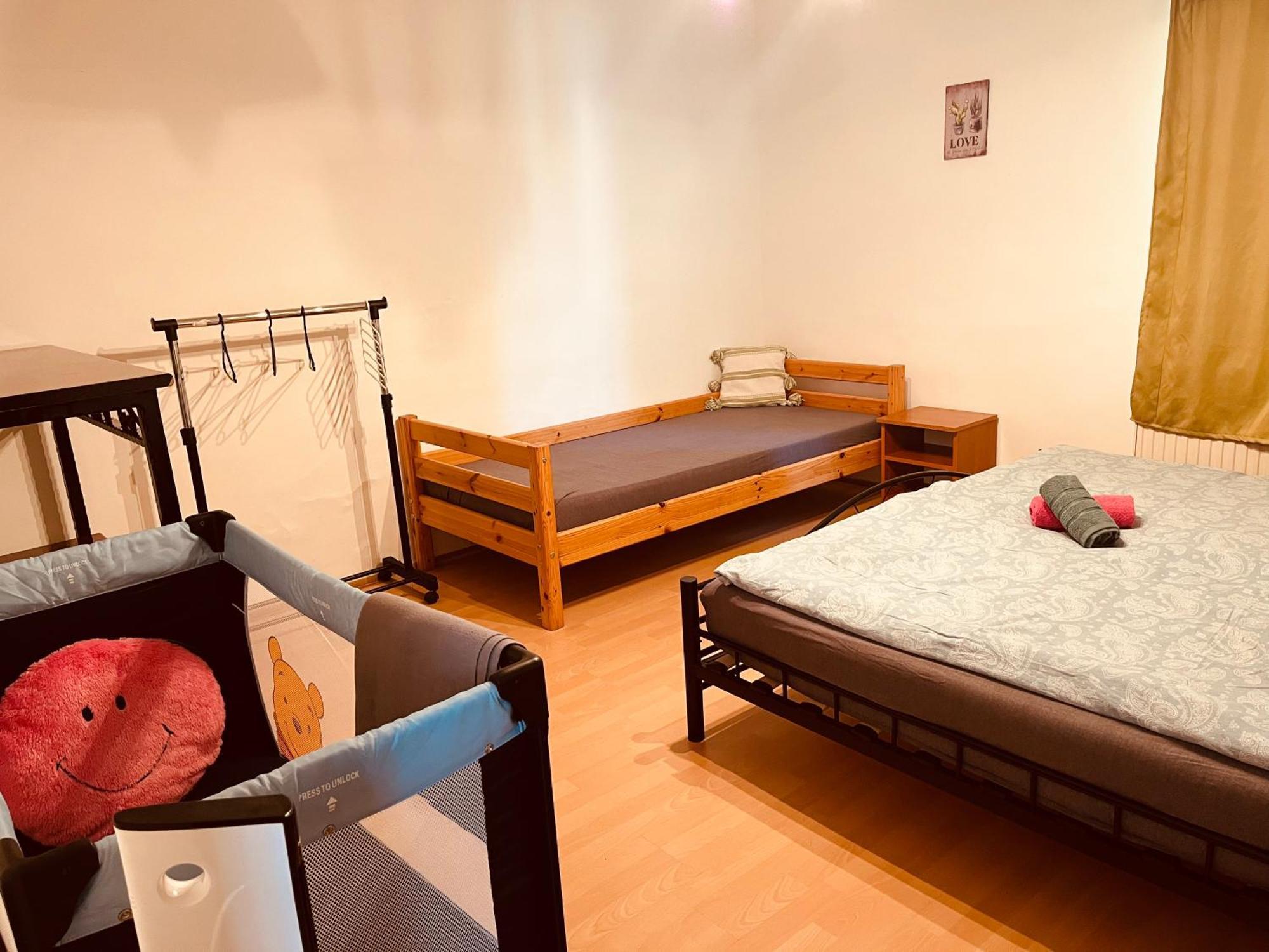 Teesz Vendeghaz Apartment Zalahashagy Bagian luar foto